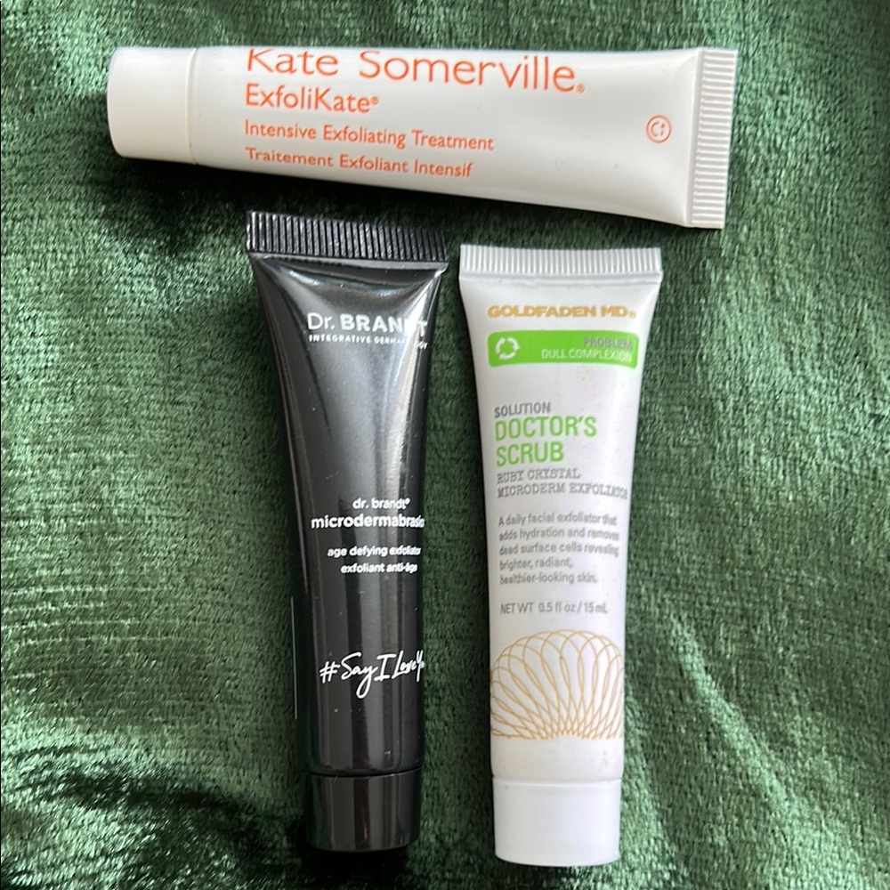 Facial exfoliating bundle, all sample sizes